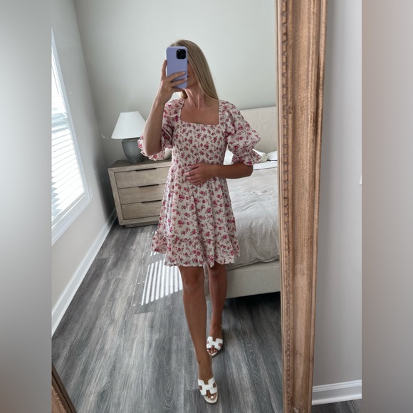 New Look tie back shirred smock dress in
white floral size 2 worn once - Picture 5 of 13